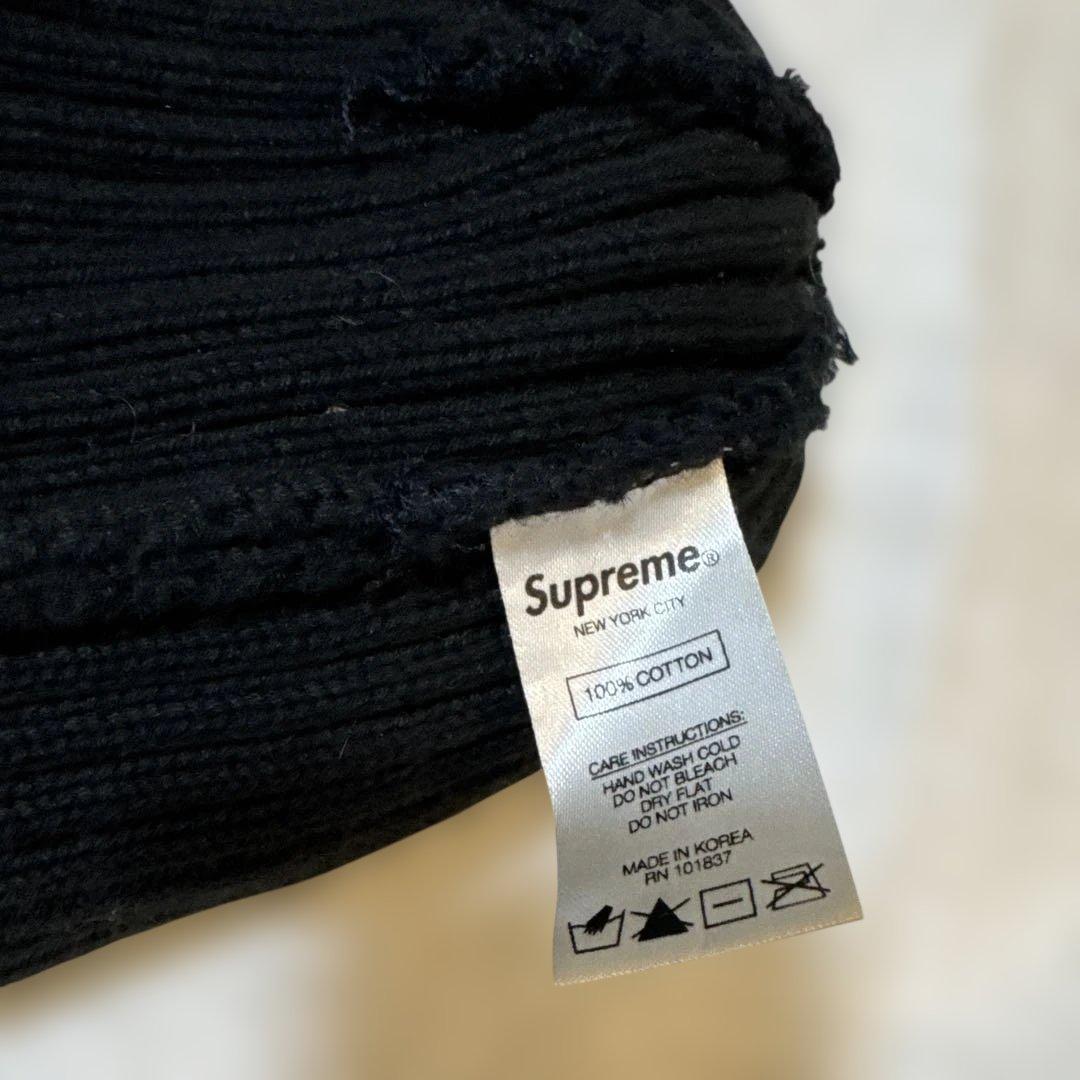 ま　Supreme ブラック ニット帽