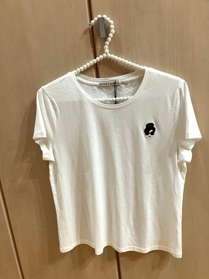 【新品タグ付き】alice+olivia ガールワッペン付き半袖Tシャツ