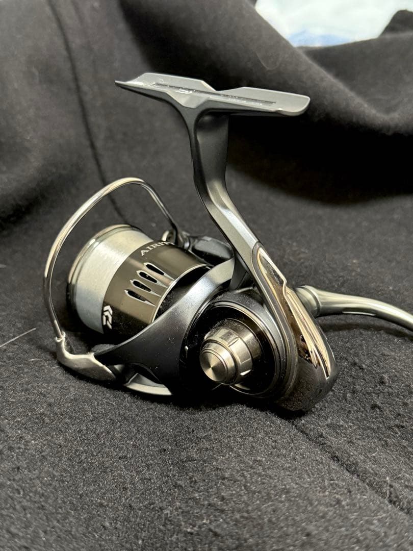 【新品未使用】DAIWA ダイワ エアリティ ST LT 2000SーP