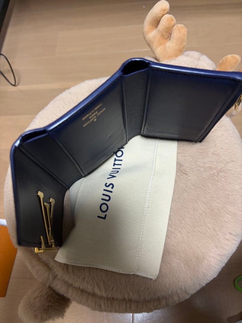 ルイ・ヴィトン/カプシーヌコンパクト/Ｍ81674/財布/正規店購入★早い者勝ち