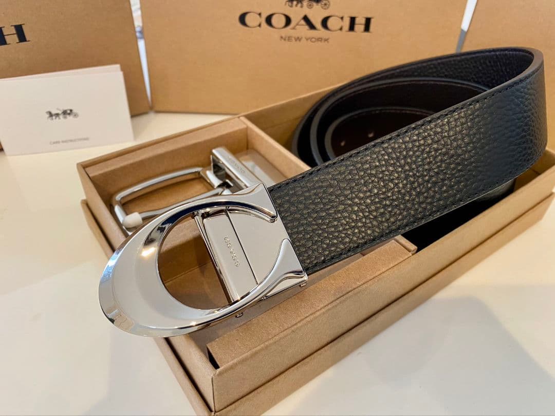 SALE♪コーチ　新品　リバーシブル　シルバー回転可能バックル　シンプルベルト