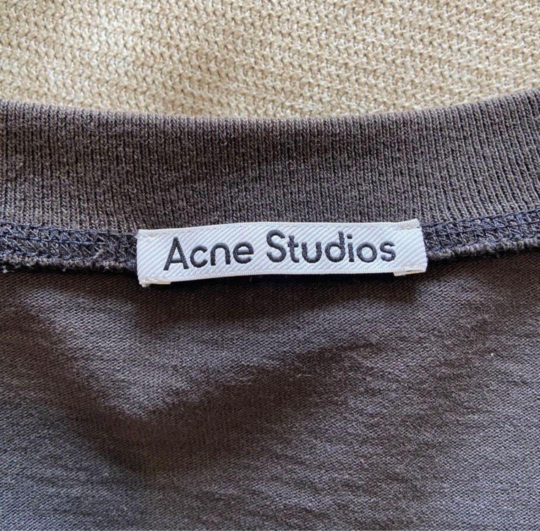 Acne Studios ブラック 半袖Tシャツ