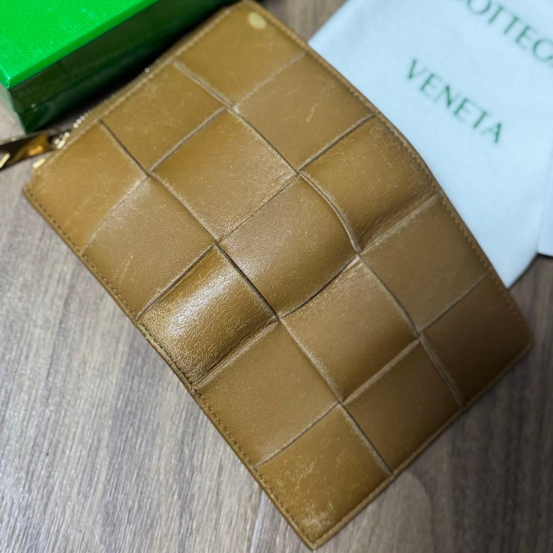 Bottega Veneta 二つ折りファスナーウォレット