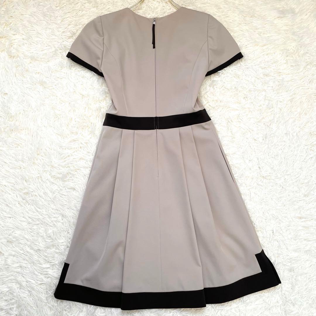 美品✨️フォクシー ポップスタードレス 半袖 ベージュ 38
