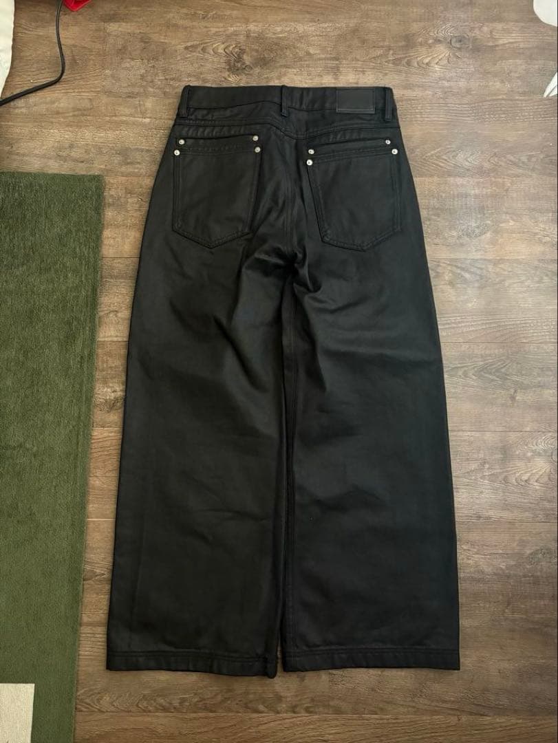 パンツ Stacked Oil Coating Loose Fit Pants