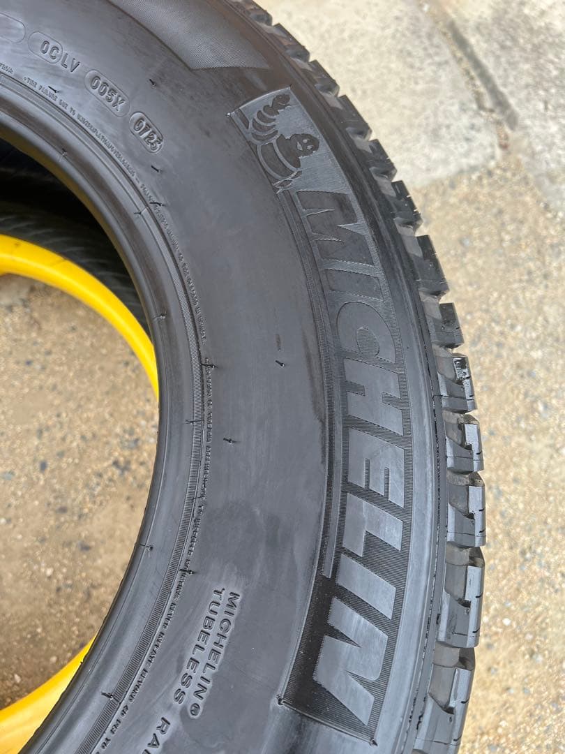 良品　2023年製　265/65R17 1本　ランドクルーザー　プラド
