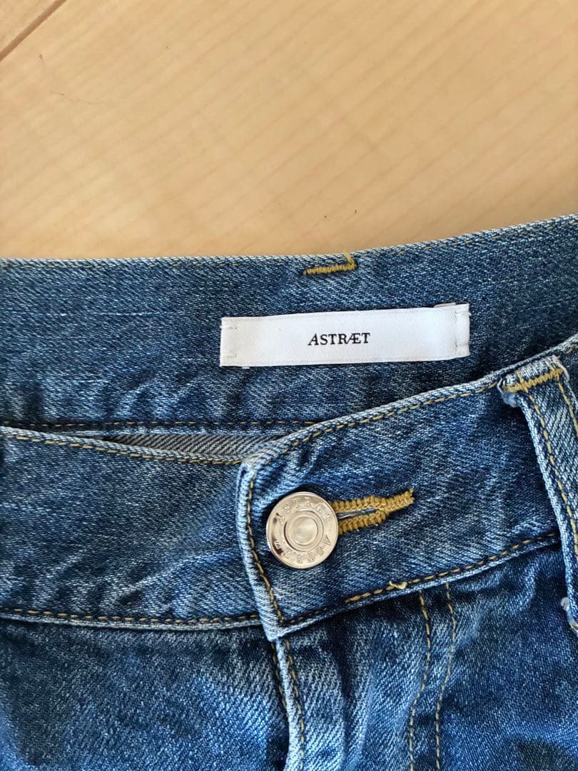 ASTRAET COタックワイドデニムパンツ　0