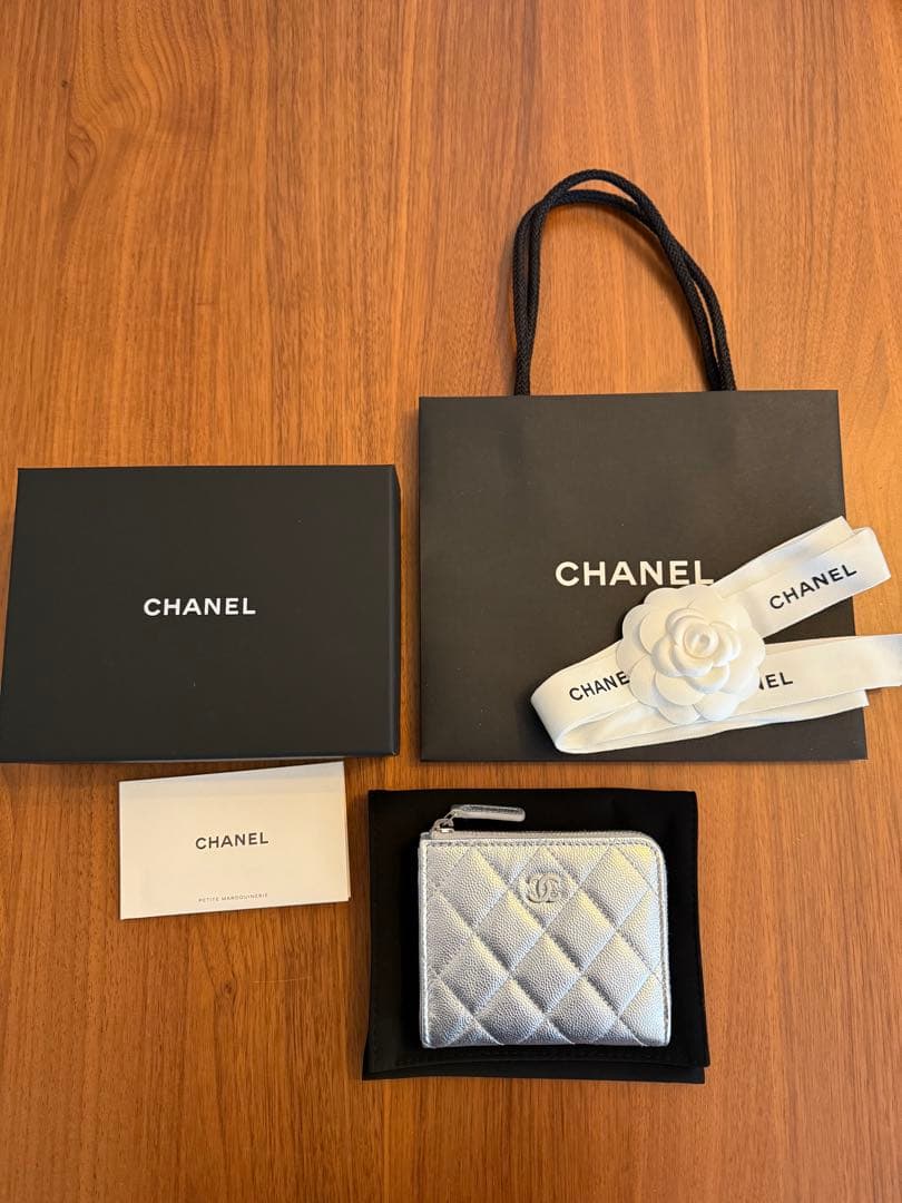 chami♡ 新品未使用CHANEL L字ジップタイプミニ財布