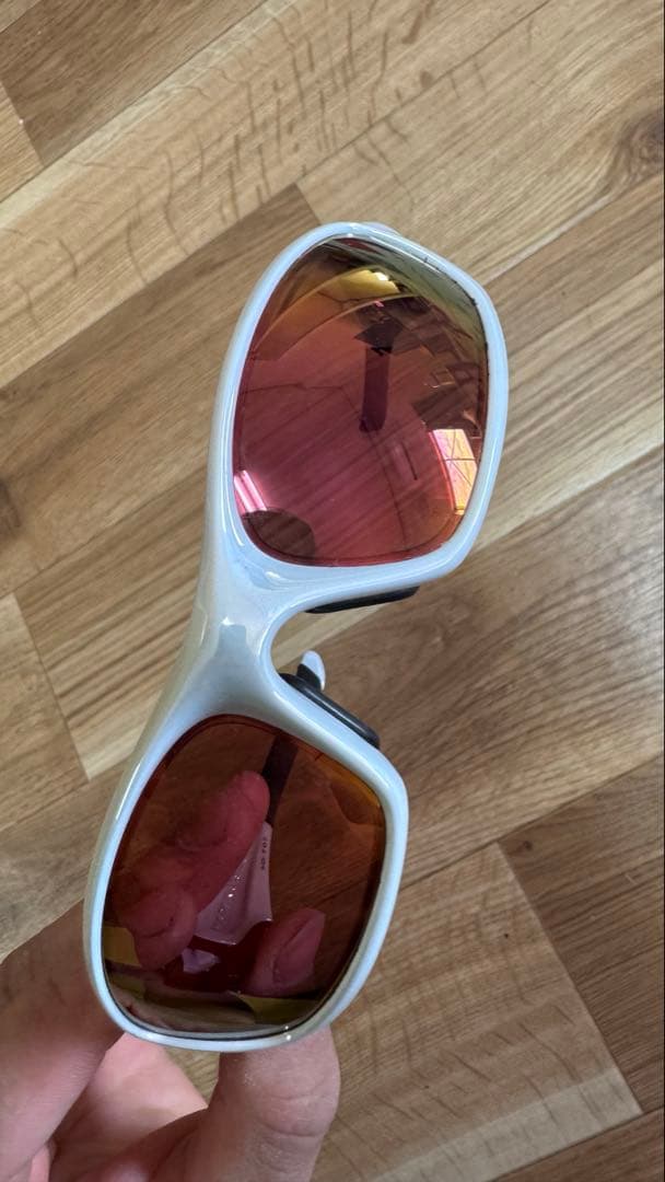 Oakley スポーツサングラス ホワイト/レッド