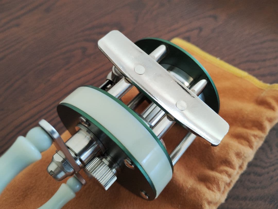 厳*蔵様 バスポンド　リボルバー　ダイレクトリール　Revolver　No.51