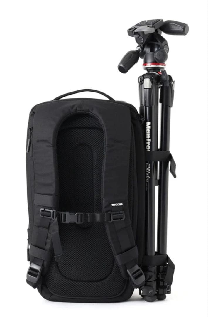 Incase（インケース）カメラバッグ DSLR Pro Pack