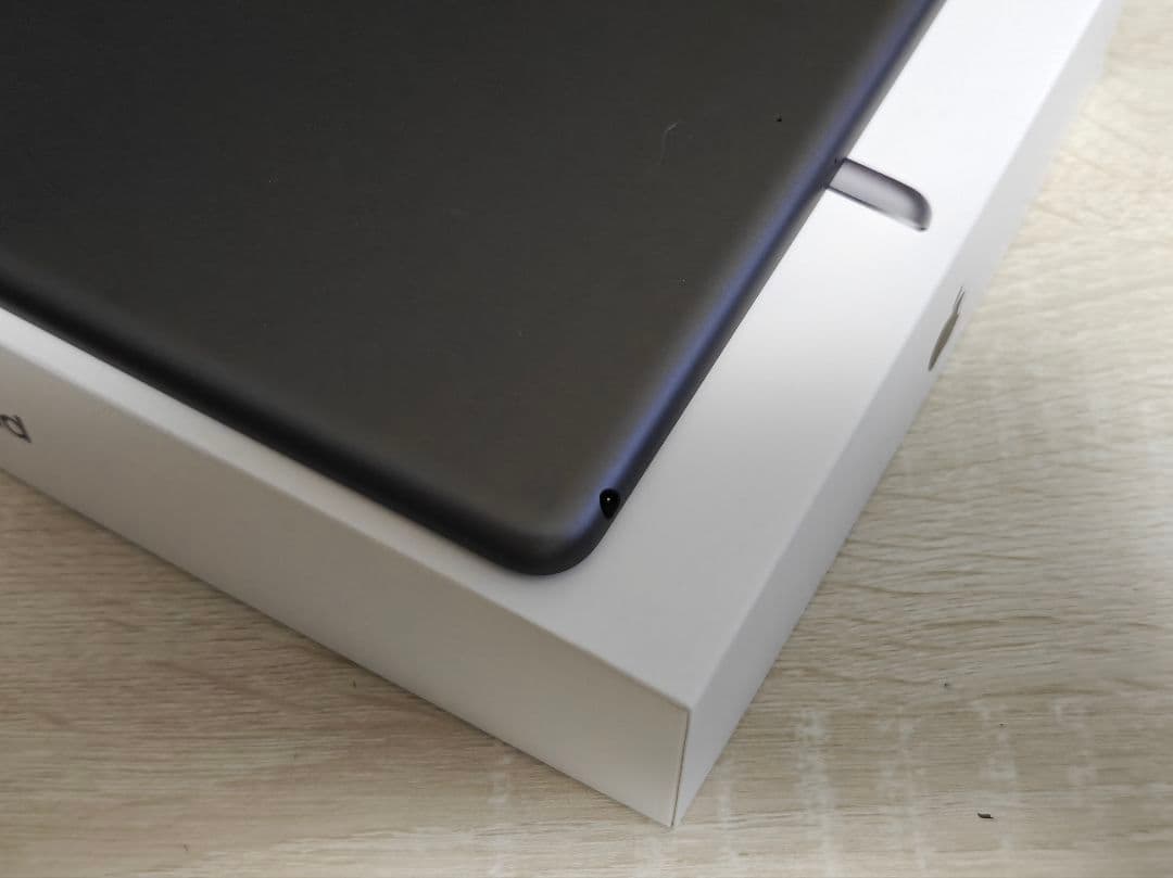 【箱付き完品】iPad 9世代 256GB wifiモデル　スペースグレー