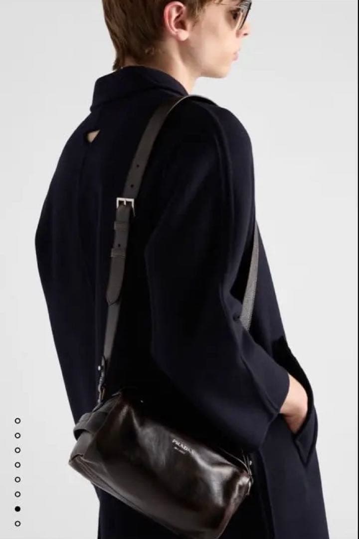 PRADA ナッパレザーショルダーバッグ