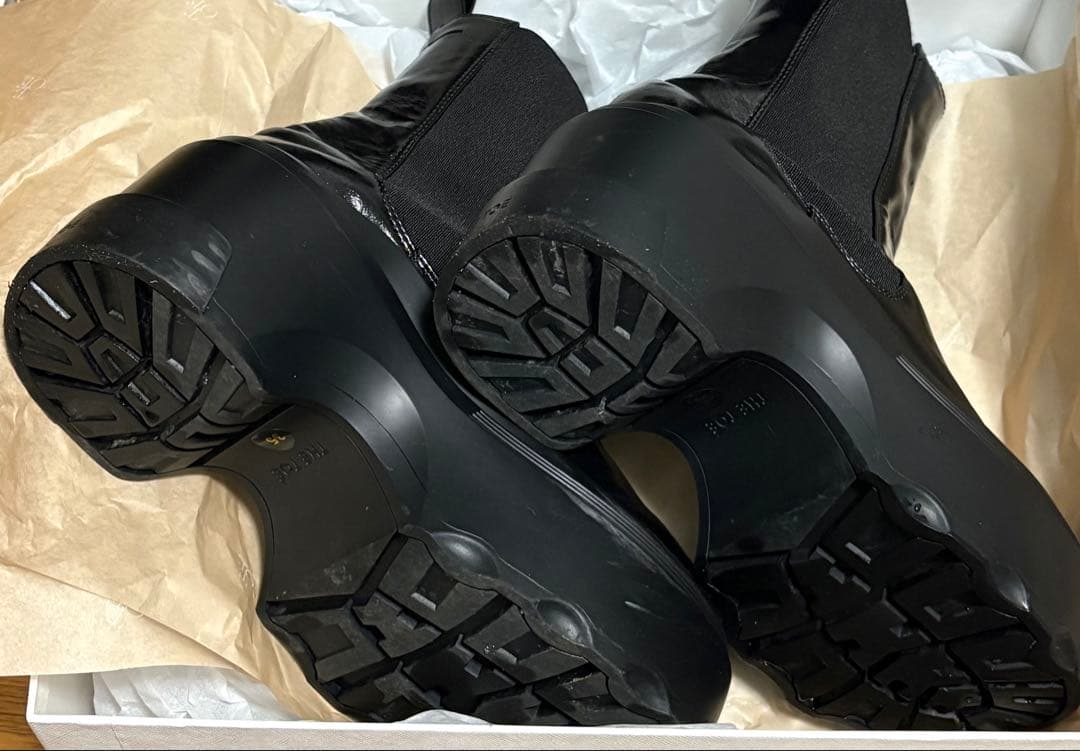 靴 thetoe Alter Short Boots black 22