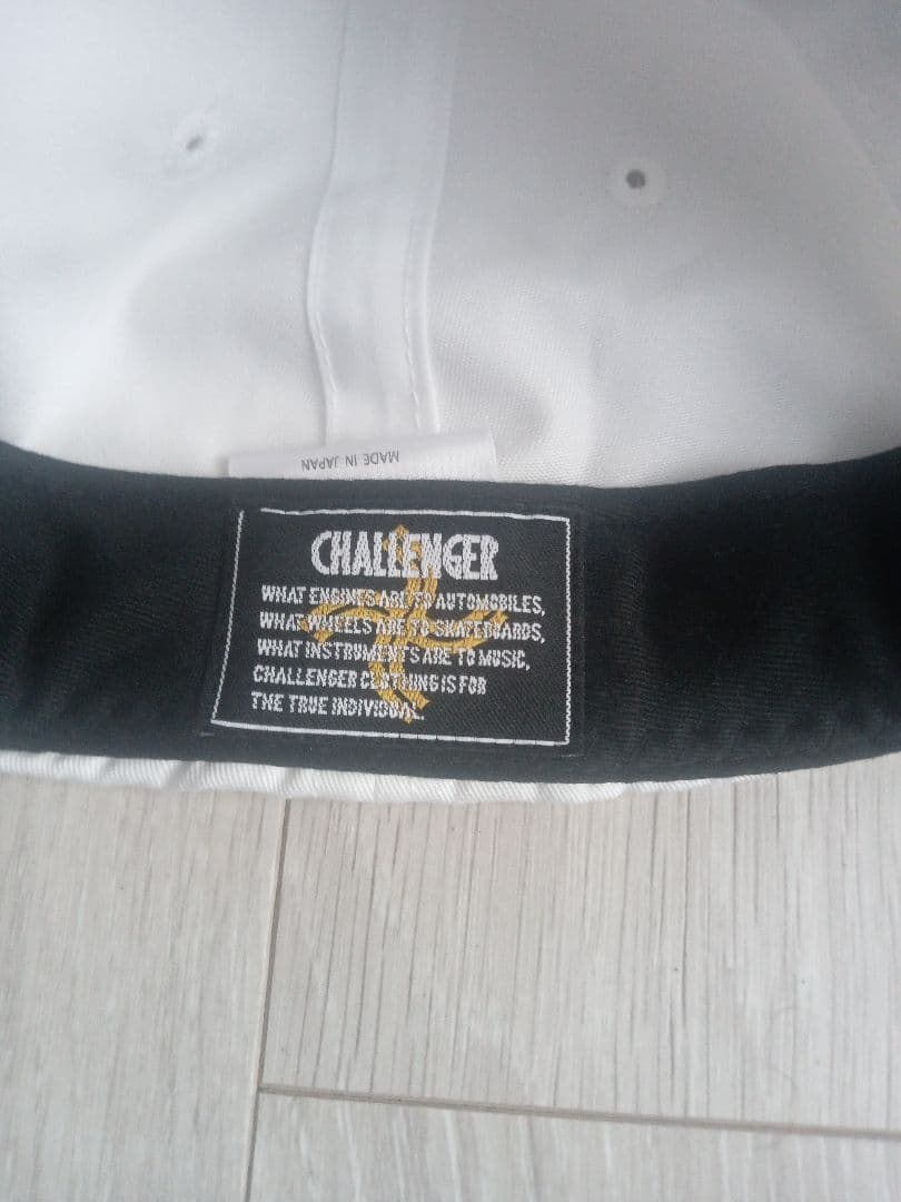 CHALLENGER　NOISE CAP　WHITE☓BLACK