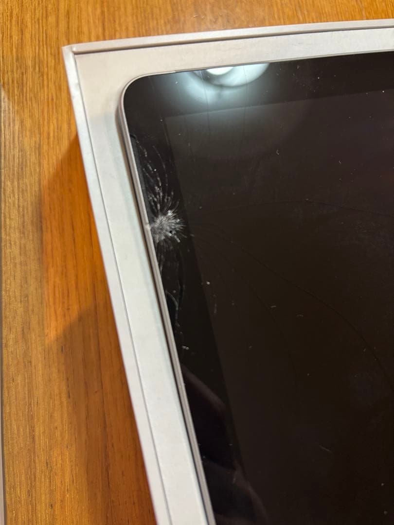 ジャンクSurface Go 3 メモリ8G SSD128G 8VA-00015