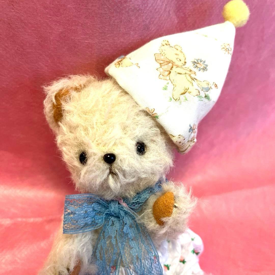 作家・ハンドメイド・可愛いお洋服を着たくまさん♡