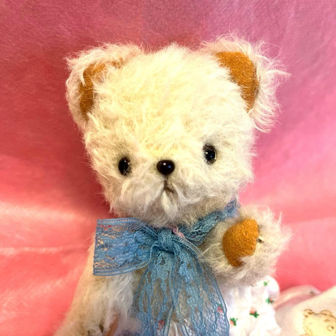 作家・ハンドメイド・可愛いお洋服を着たくまさん♡