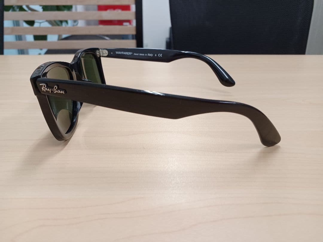 ★Ray-Ban Wayfarer サングラス ケース付き★