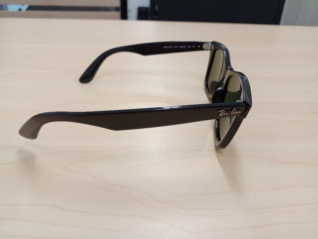 ★Ray-Ban Wayfarer サングラス ケース付き★