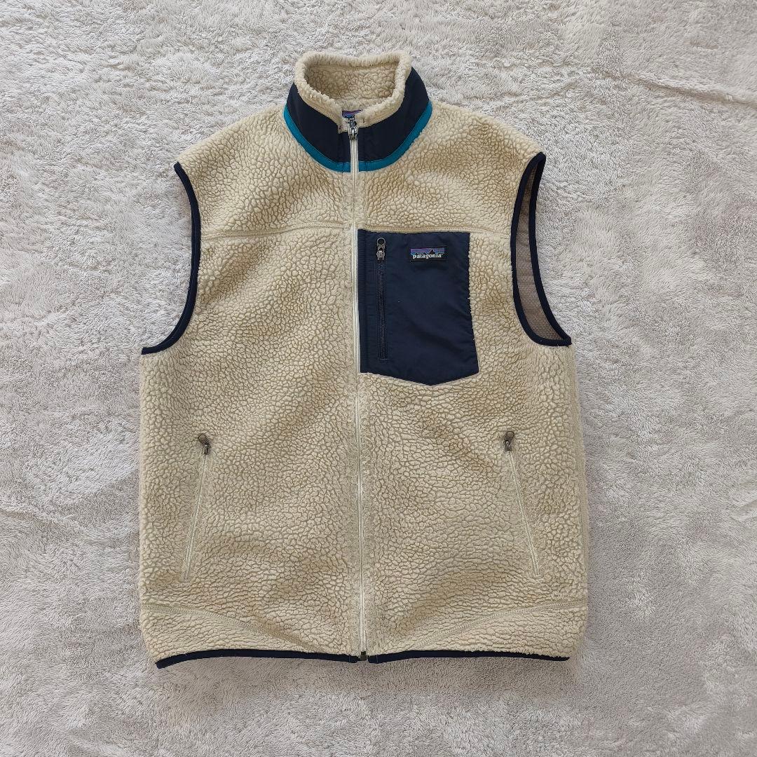 【今週20%OFF】patagonia フリースベスト Lサイズ ベージュ
