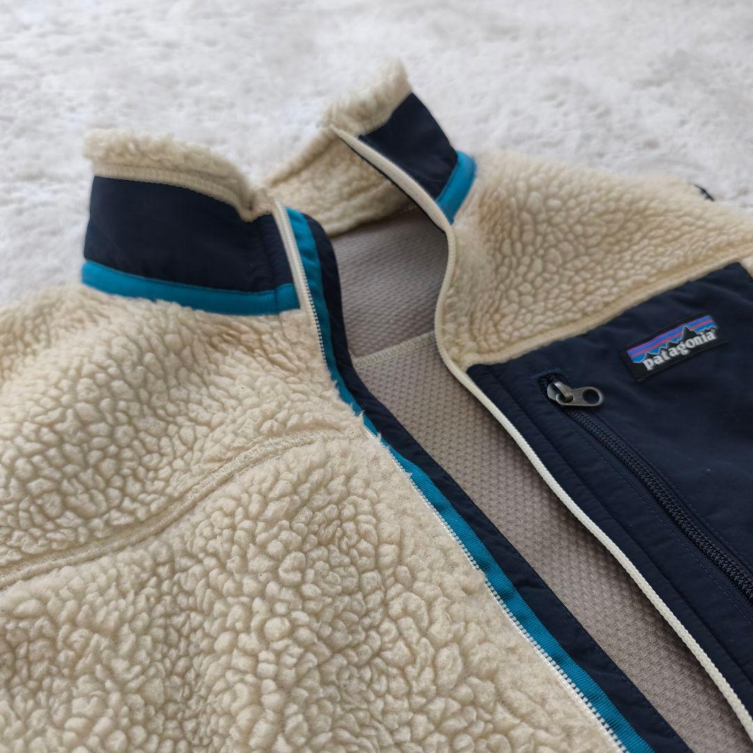 【今週20%OFF】patagonia フリースベスト Lサイズ ベージュ