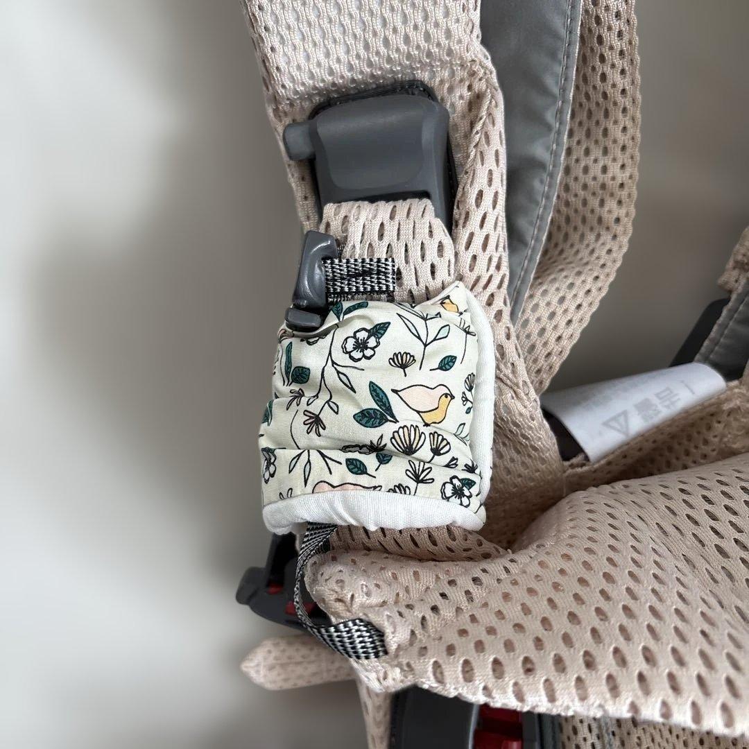 ベビービョルン　ONE KAI Air よだれカバー￼￼セット