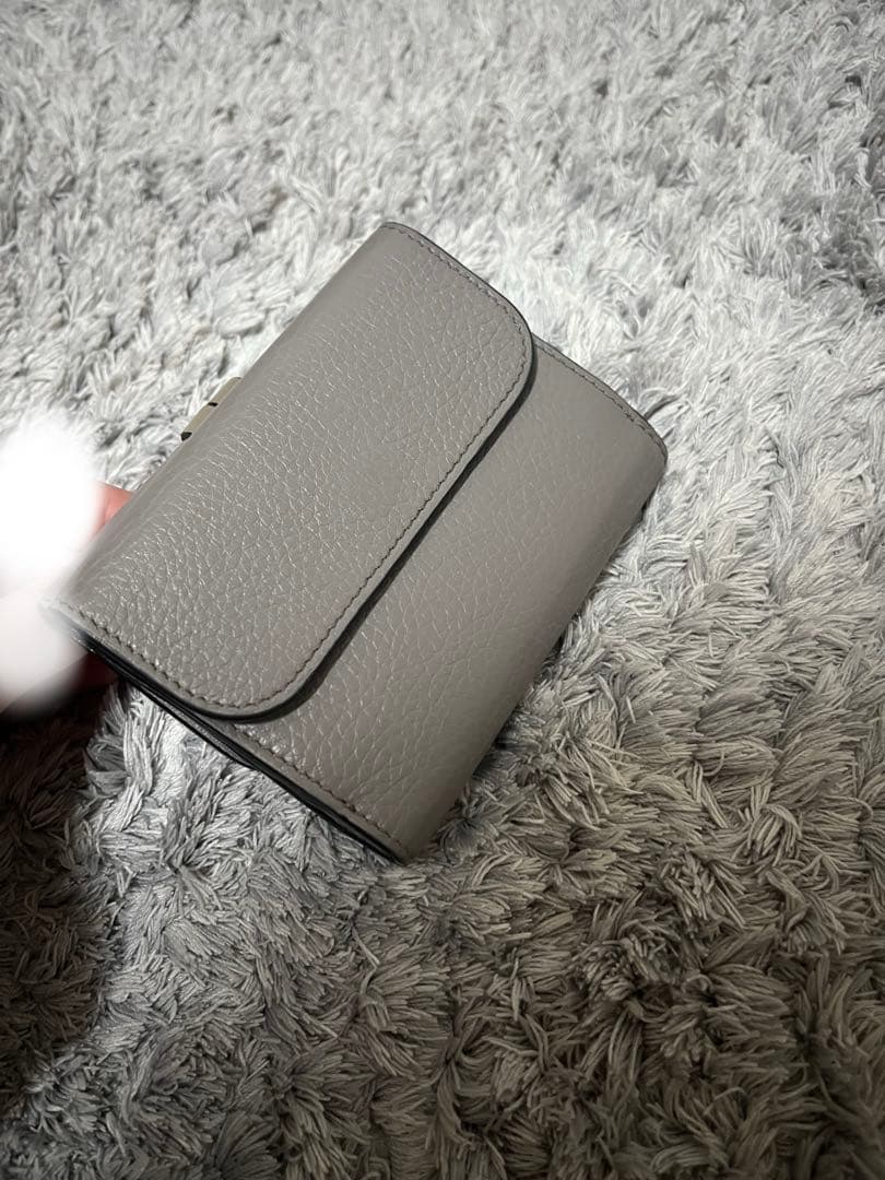 Chloe　クロエ　3つ折り財布　アルファベット　グレー