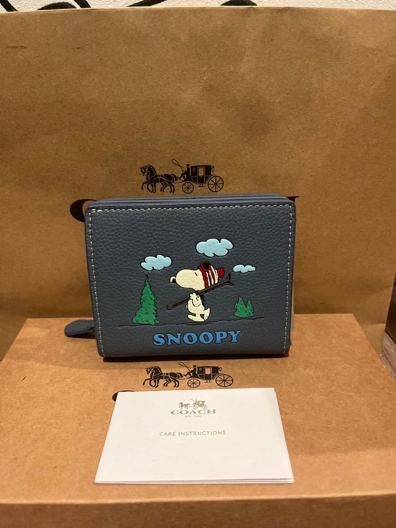 COACH スヌーピー 二つ折り財布 ブルー