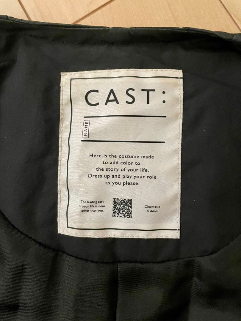【まゆまま】CAST: ブラックロングコート ダウン
