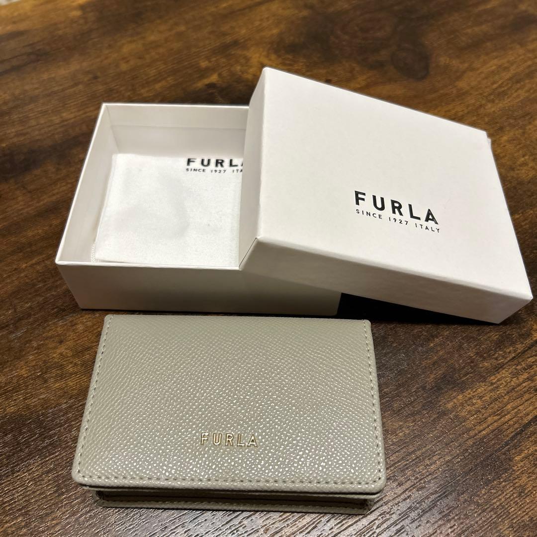 値下げ！新品　FURLA フルラ　グレー レザー 名刺入れ 箱付き
