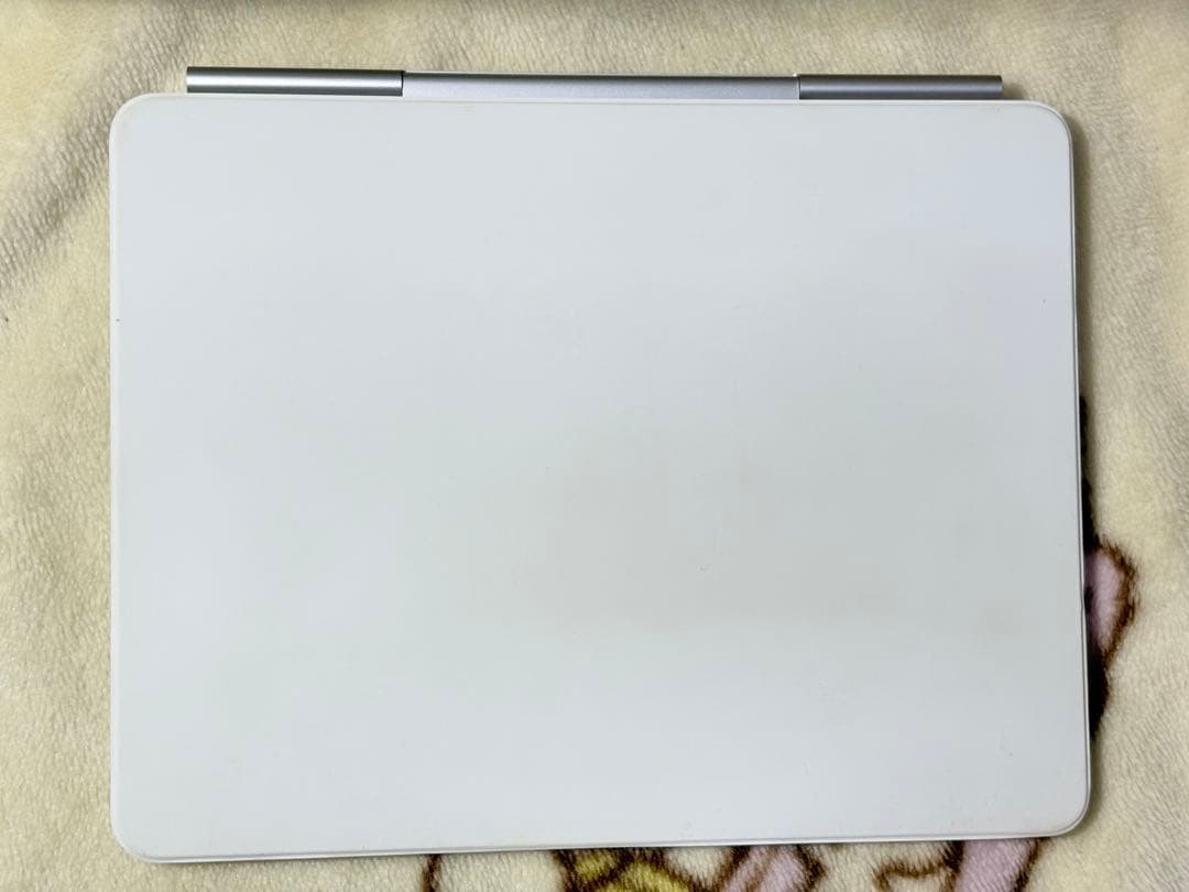 13インチ iPad Air Magic Keyboard M4
