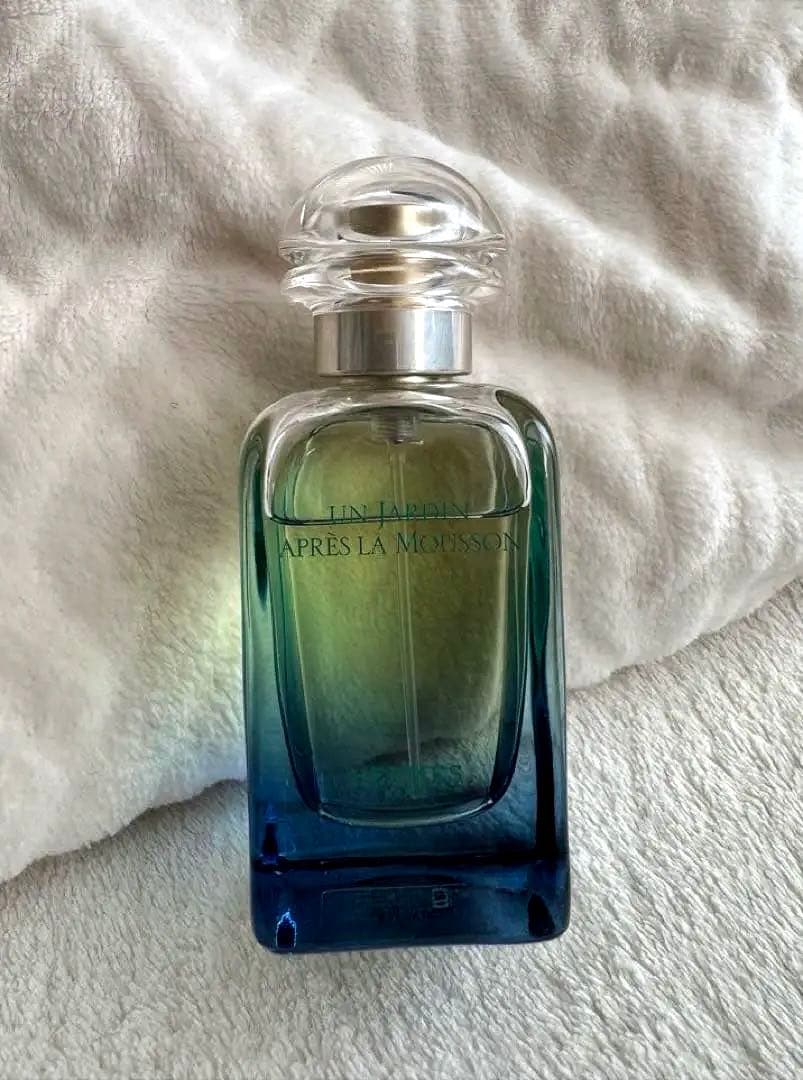 ♦︎HERMES♦︎UN JARDIN APRES LA MOUSSON 50ml