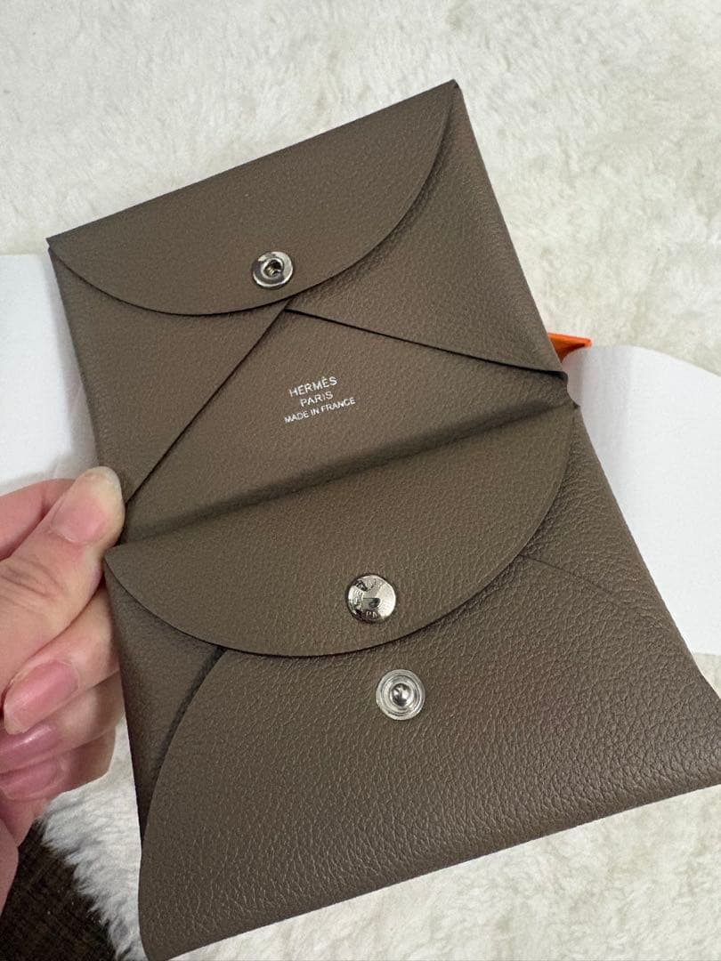 新品未使用 HERMES カルヴィデュオ エトゥープ