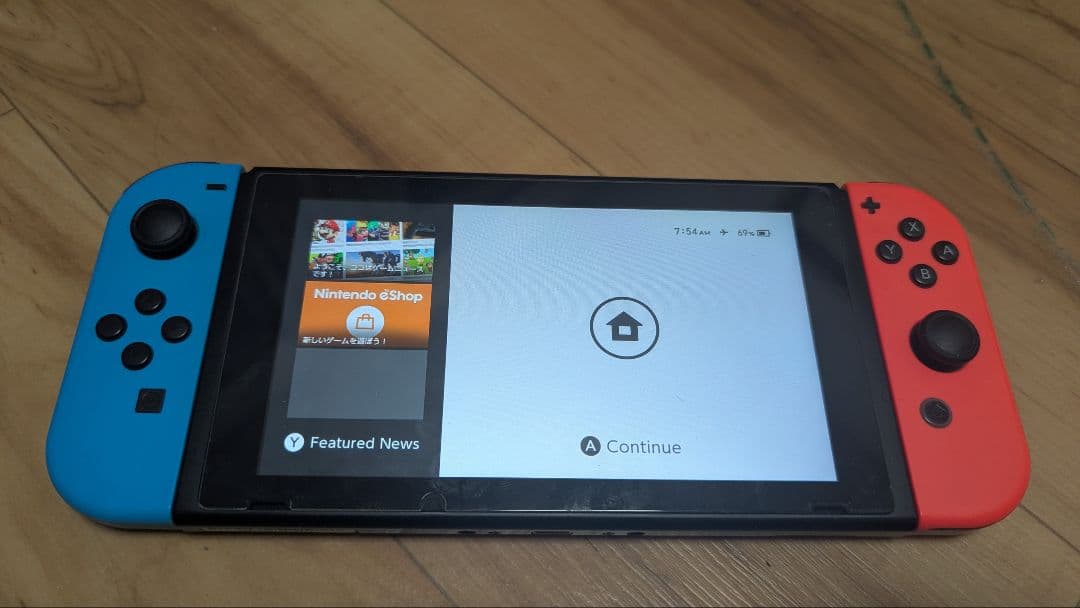ふ*お様 ［動作確認済み］Nintendo Switch 本体 青/赤