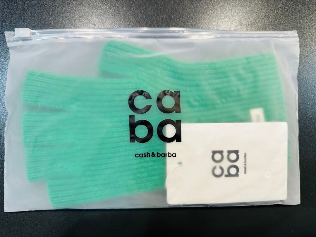 新品未使用 cash&barba キャッシュベイビー オープンフィンガー緑