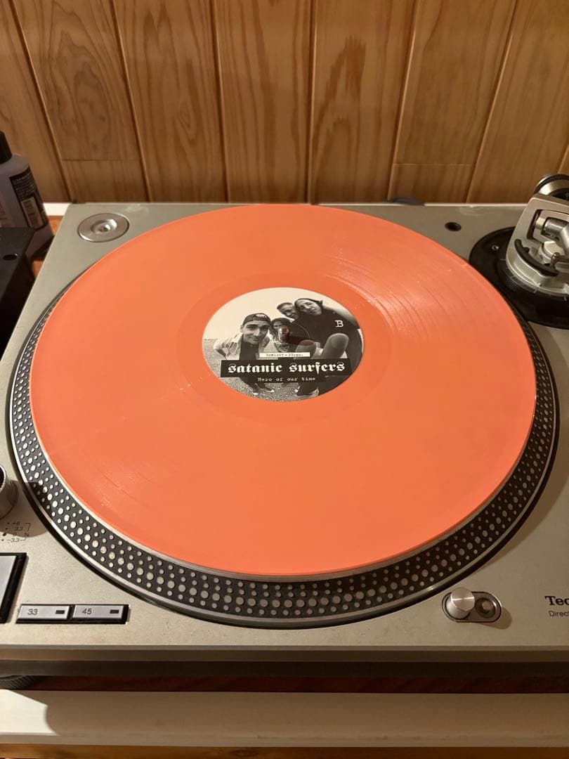 洋楽 Satanic Surfers Hero of Our Time