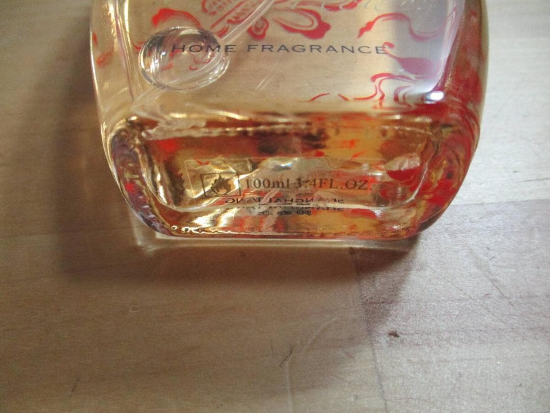 シャンハイタン　ジンジャーフラワー　ルームフレグランス　１００ｍｌ　ほぼ未使用品