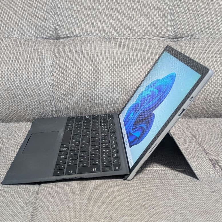 Surface Pro 7 i5 8GB 128GBタイプカバー付属 n