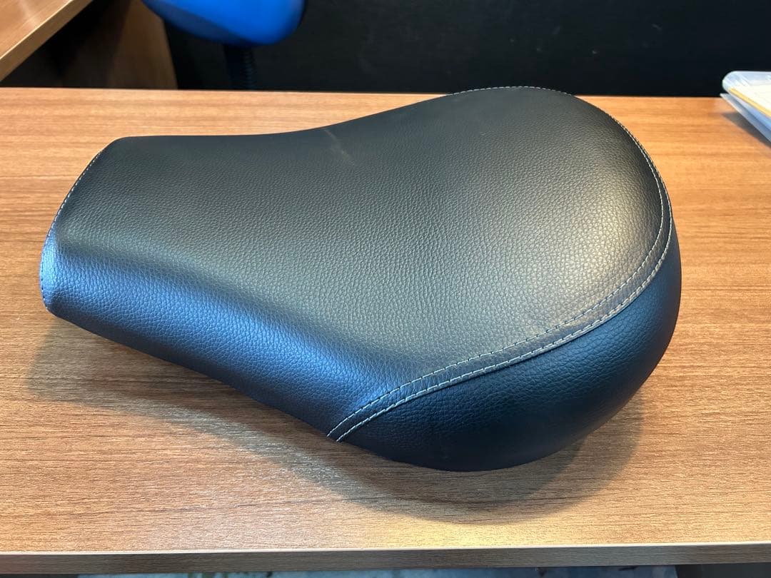 Benelli IMPERIALE400用純正シート（新品）