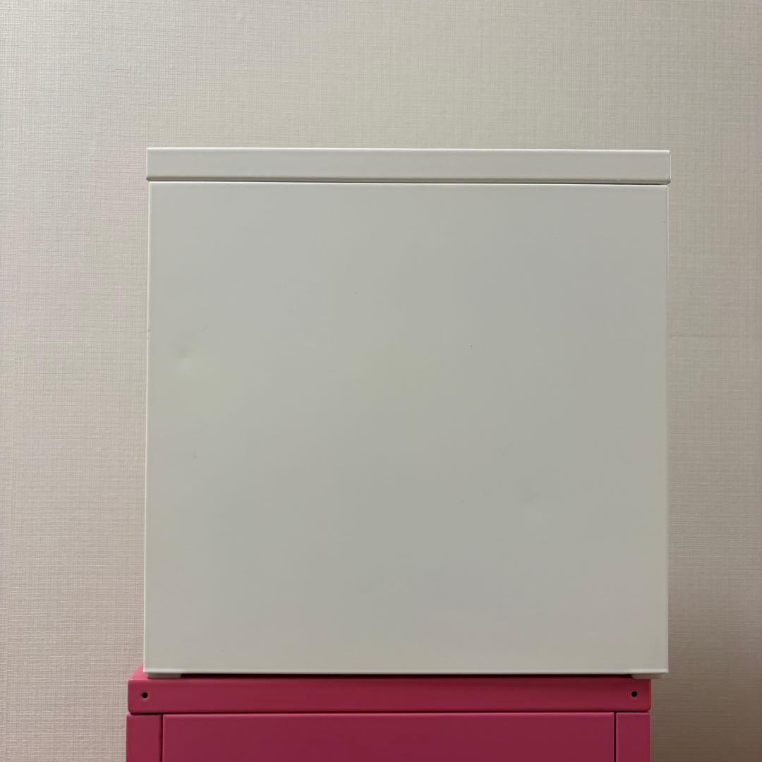 IKEA イケア LIXHULT リックスフルト キャビネット ピンク　ホワイト