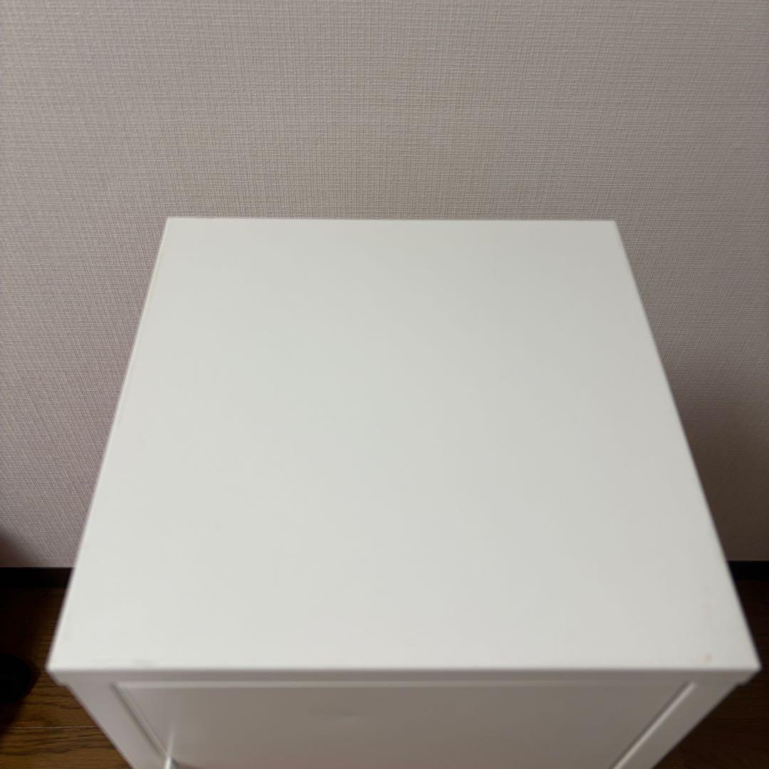 IKEA イケア LIXHULT リックスフルト キャビネット ピンク　ホワイト