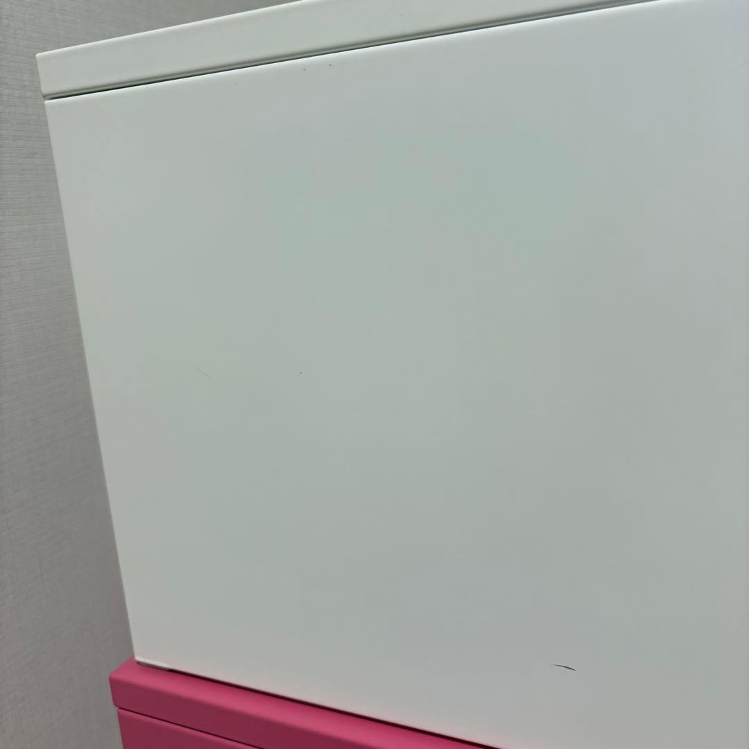 IKEA イケア LIXHULT リックスフルト キャビネット ピンク　ホワイト