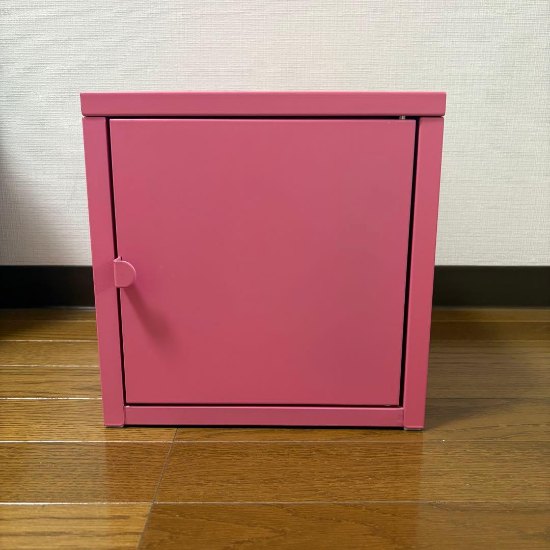 IKEA イケア LIXHULT リックスフルト キャビネット ピンク　ホワイト