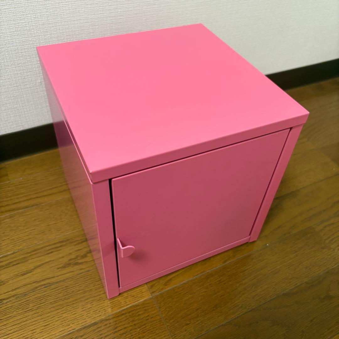 IKEA イケア LIXHULT リックスフルト キャビネット ピンク　ホワイト