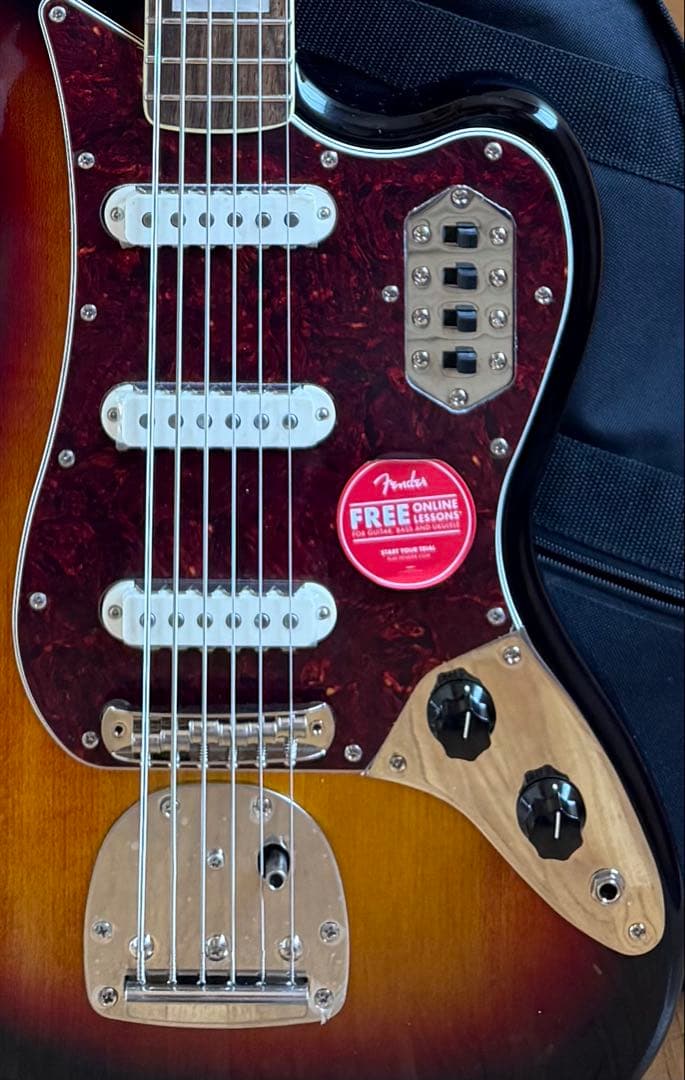ベース Squier Classic Vibe Bass VI