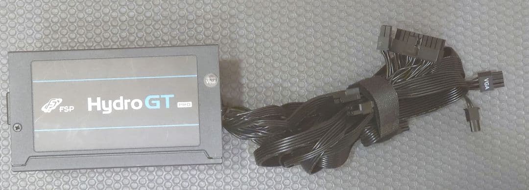 Hydro GT PRO 1000W ATX 電源　12VHPWRケーブル付き