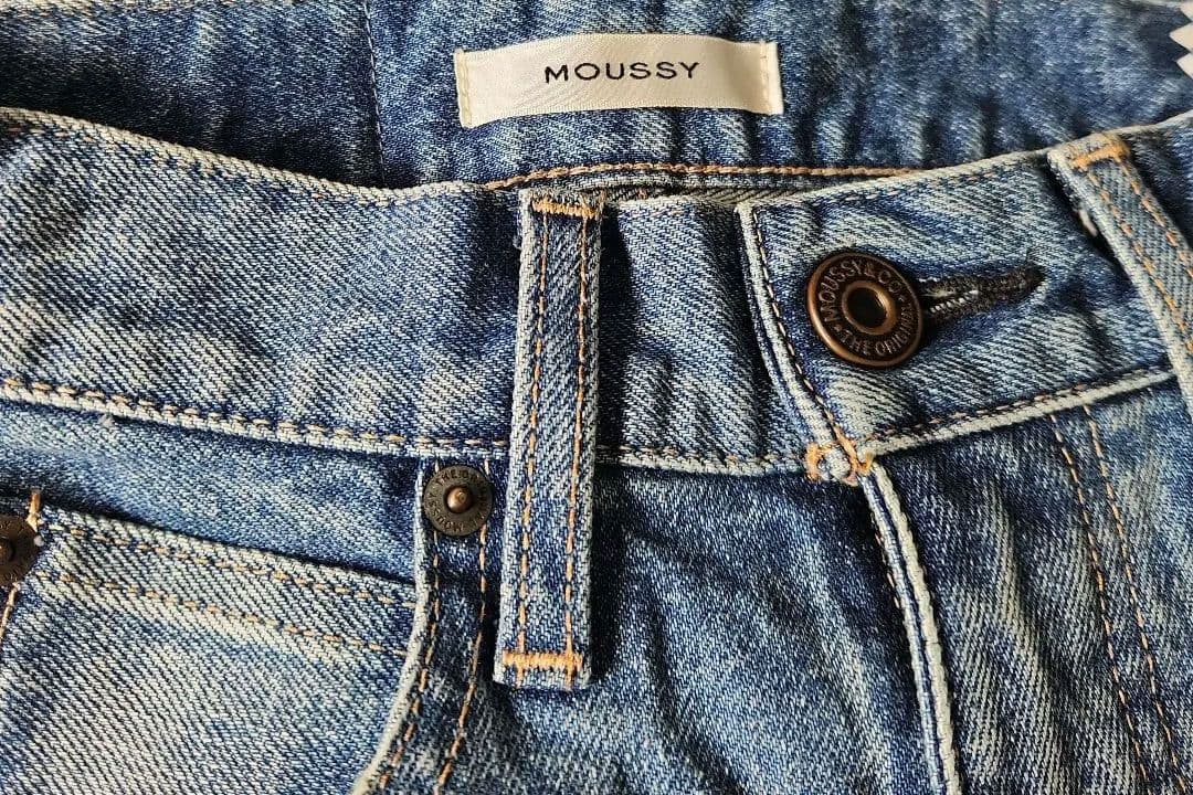 美品MOUSSY マウジー　MVS FLARE フレアデニム　23inch