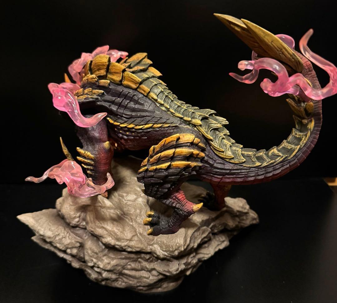モンスターハンター フィギュア　クリエイターズモデル　マガイマガド