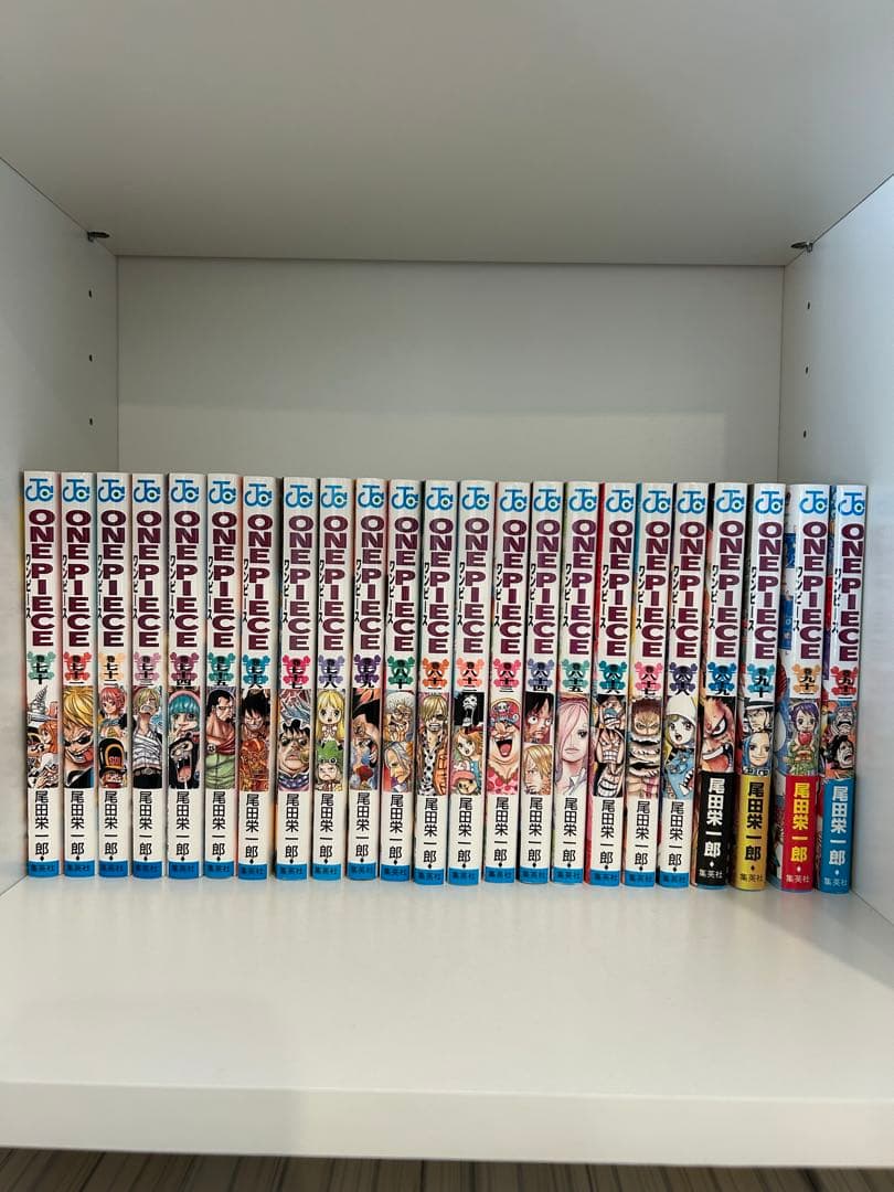ワンピース 全巻セット（1〜111巻）、他7冊